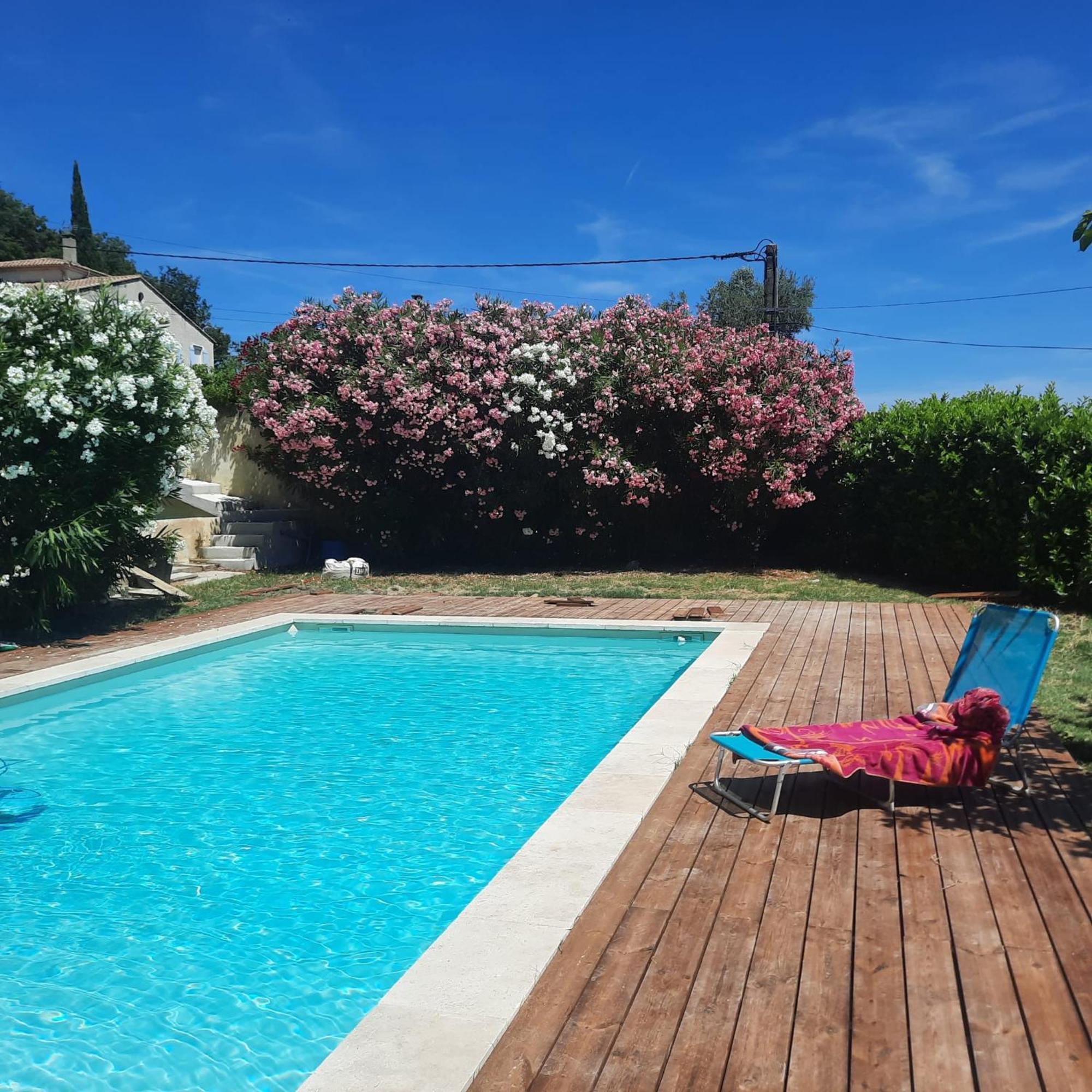 Au Fil De Soi Villa Saint-Julien-de-Peyrolas Buitenkant foto