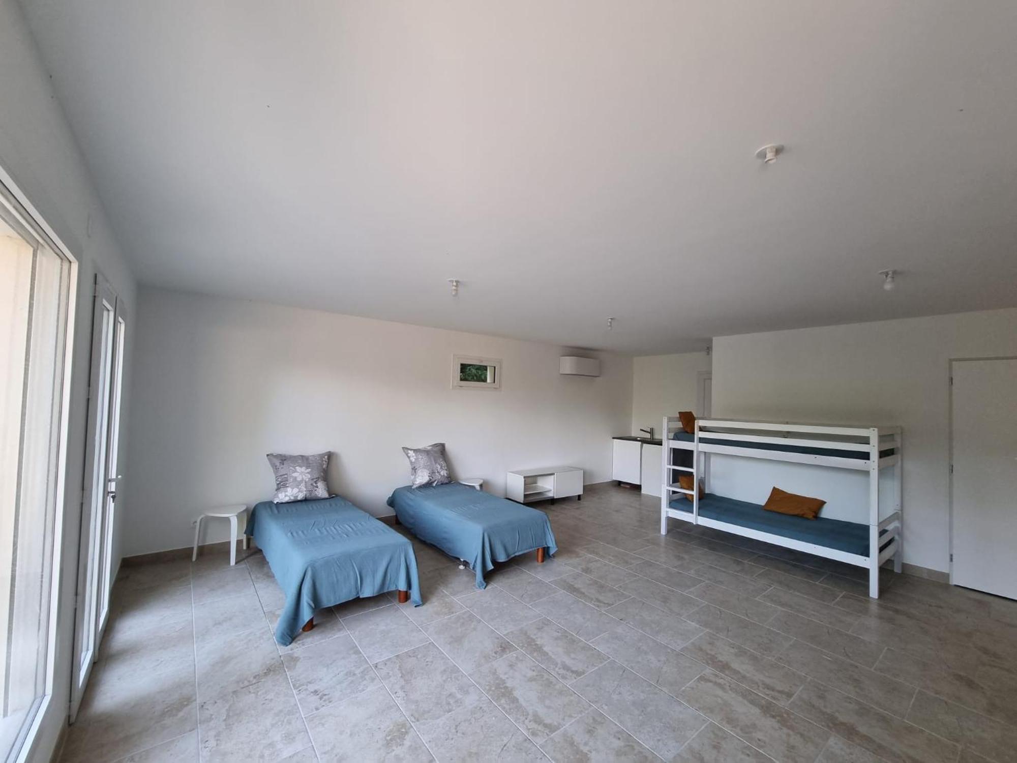 Au Fil De Soi Villa Saint-Julien-de-Peyrolas Kamer foto