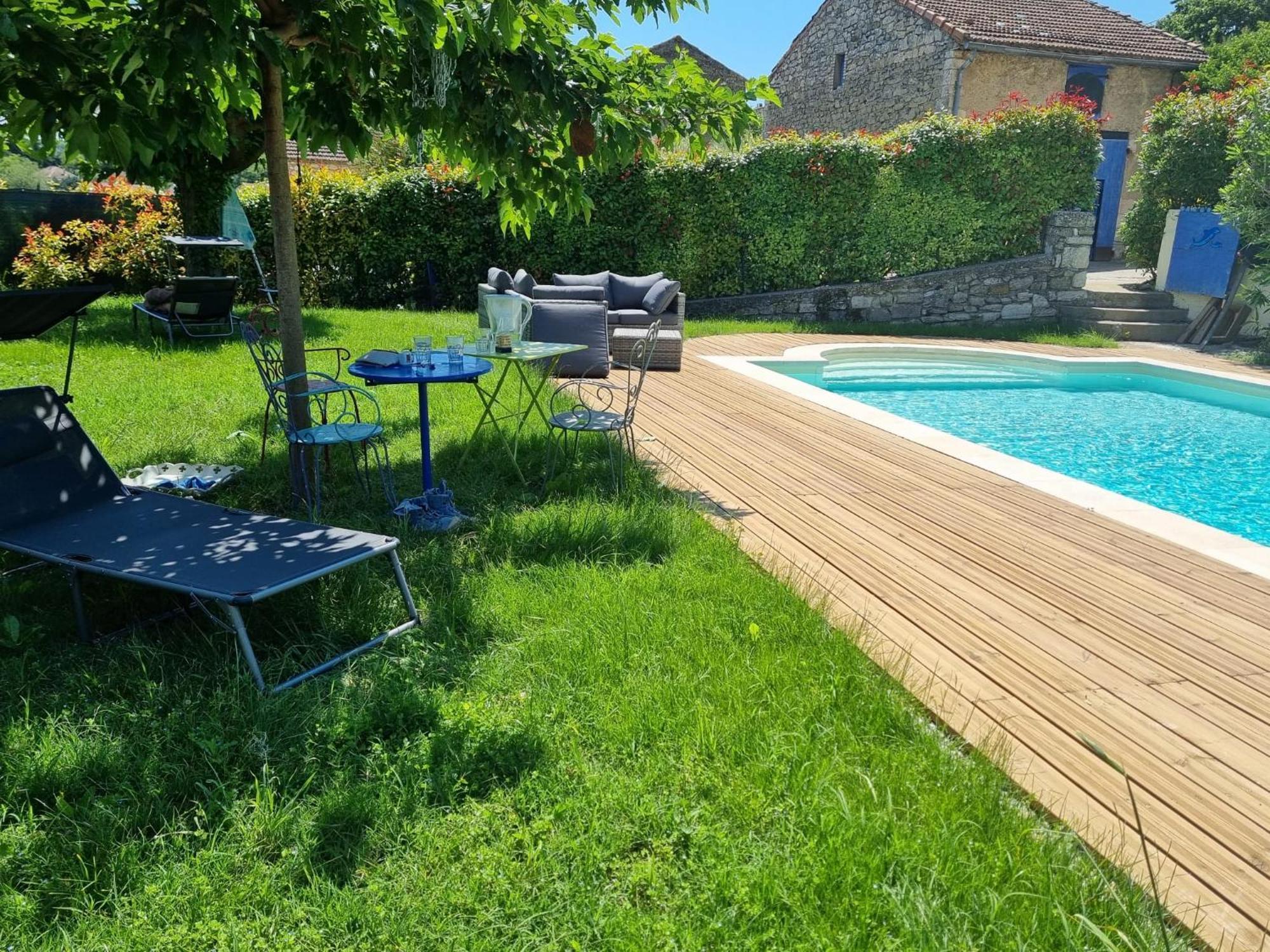 Au Fil De Soi Villa Saint-Julien-de-Peyrolas Buitenkant foto